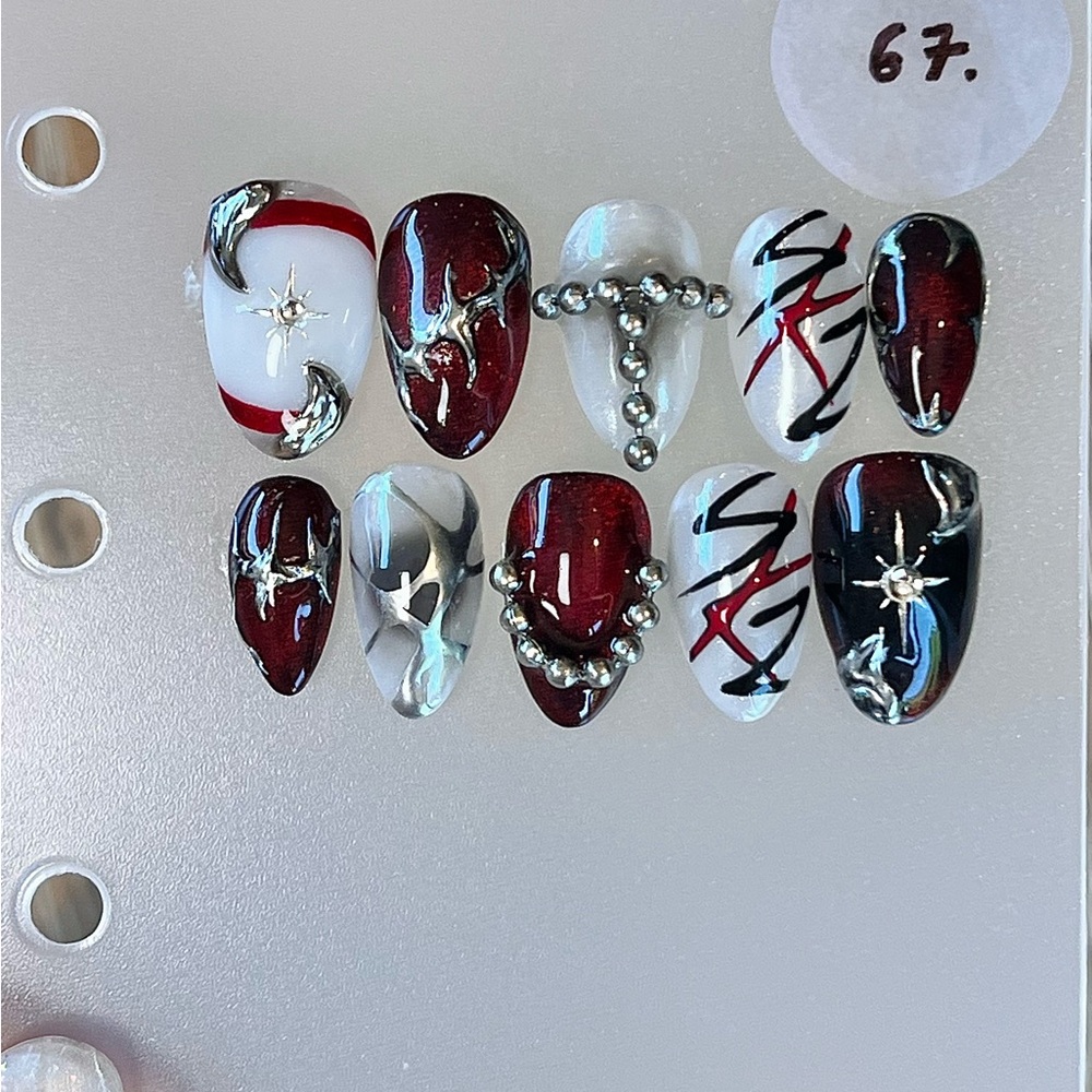 StrayKids DominATE red / black / silver press on nails • short almond shape
